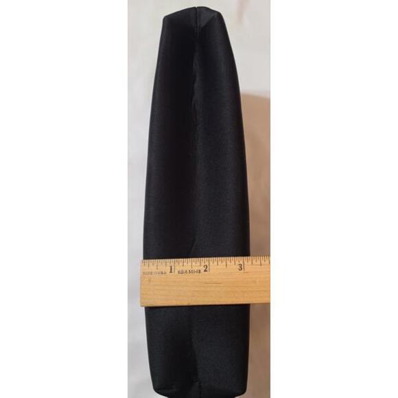 NWT Skims Neoprene Makeup Bag Sz Small 7x5 Onyx Embossed Pouch Clutch Shapewear - Picture 3 of 9